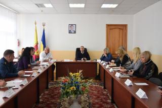 У школах Кам’янського оголошено додаткові канікули